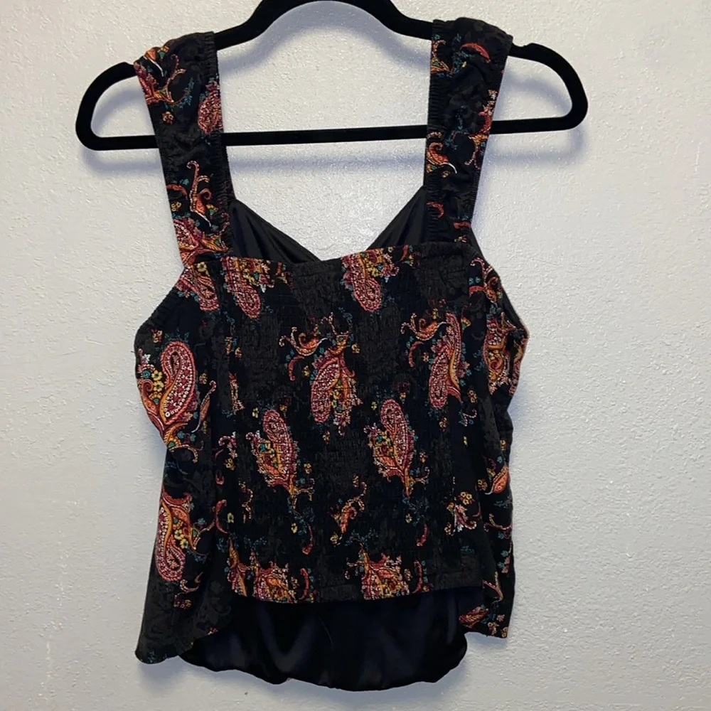 Torrid Black Black Paisley Sleeveless Smocked Sweetheart Neck Tank Top 3532 - Picture 5 of 11